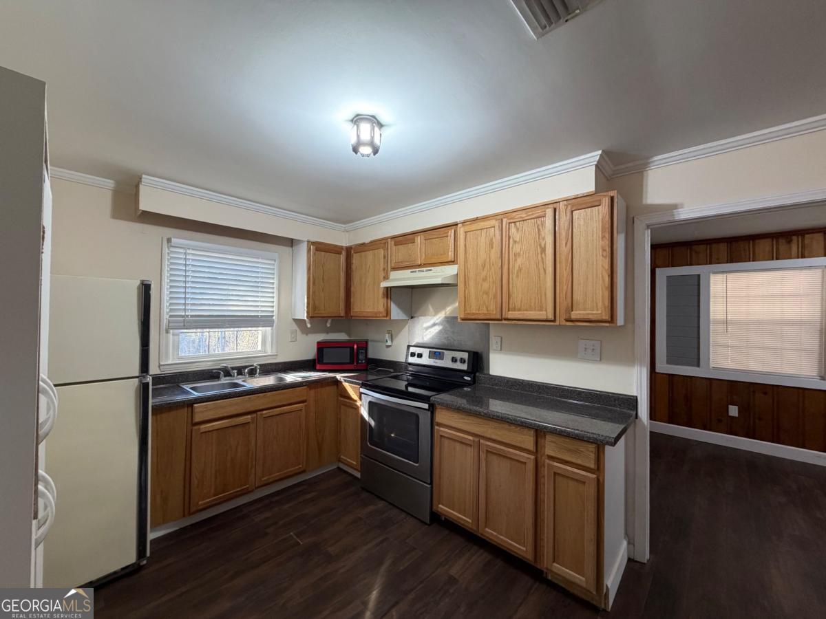 44 East Plum Street Hazlehurst, GA 31539 - Photo 8 of 29