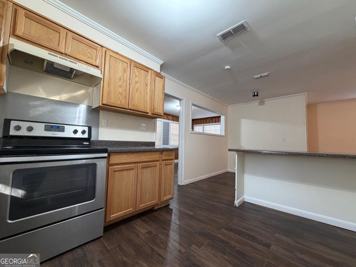 44 East Plum Street Hazlehurst, GA 31539 - Photo 9 of 29