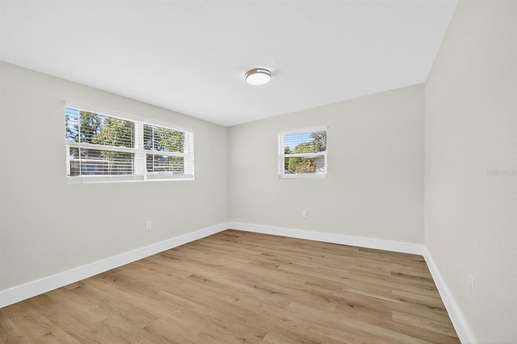 928 Valmar Street Brandon, FL 33511 - Photo 25 of 35 an empty room with a window