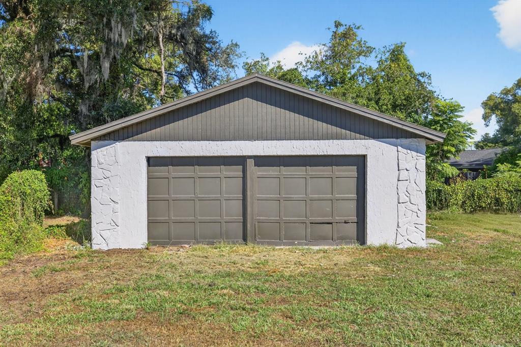 928 Valmar Street Brandon, FL 33511 - Photo 29 of 35 a front view of a house