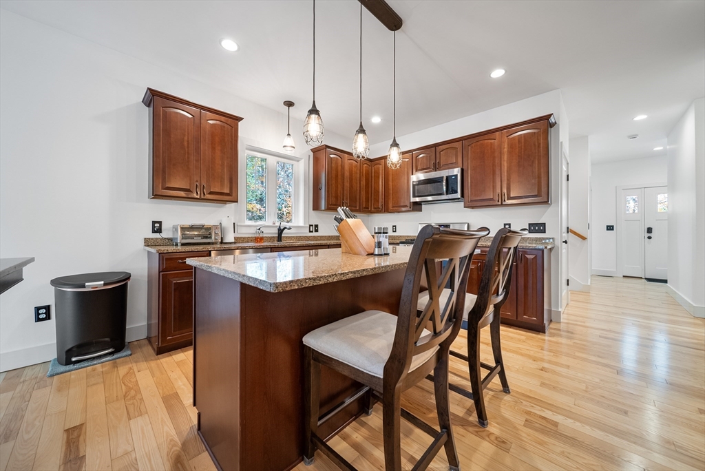 36 Winnicut Road, Unit 2 North Hampton, NH 03862 - Photo 6 of 31 Gallery Image 6