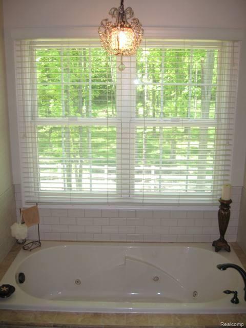 17760 33 Mile Road Armada, MI 48005 - Photo 14 of 23 interior 17760 33 mile 005