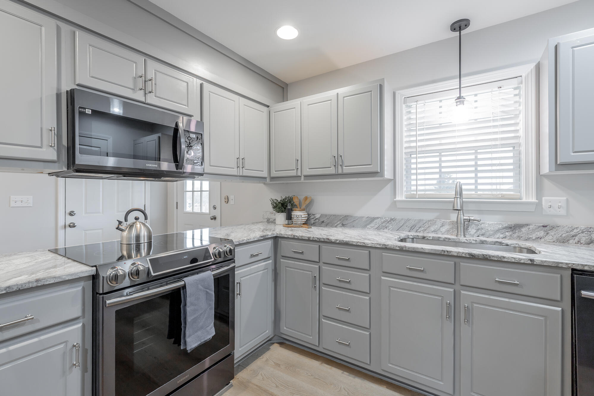 643 Cardinal Road Ringgold, GA 30736 - Photo 14 of 38 643 Cardinal Road HD-16