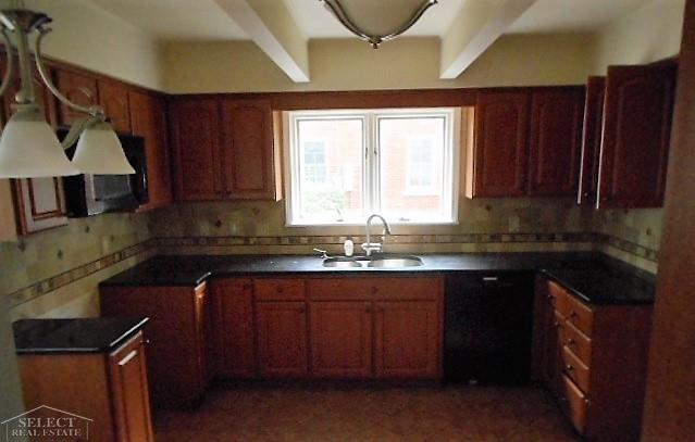 1840 Broadstone Road Grosse Pointe Woods, MI 48236 - Photo 10 of 30