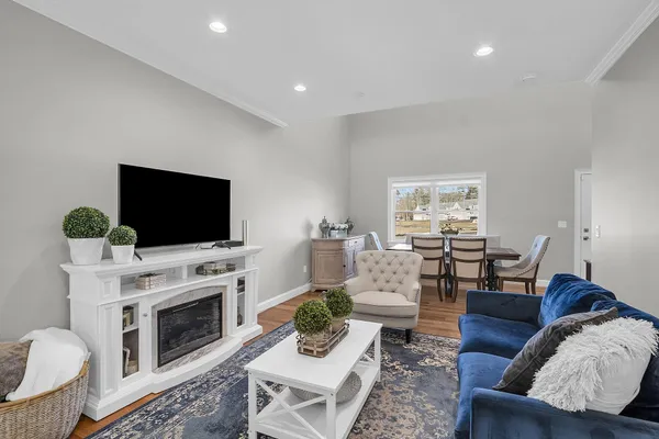 $739,000 | 59 Kibrel Court, Sandown, NH 03873