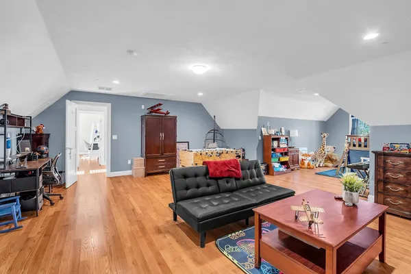 $739,000 | 59 Kibrel Court, Sandown, NH 03873