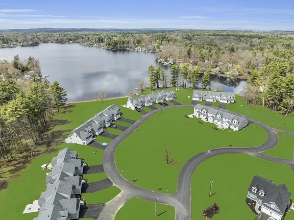 $739,000 | 59 Kibrel Court, Sandown, NH 03873