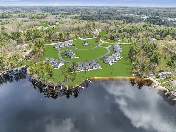 $739,000 | 59 Kibrel Court, Sandown, NH 03873