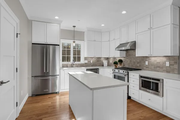 $739,000 | 59 Kibrel Court, Sandown, NH 03873