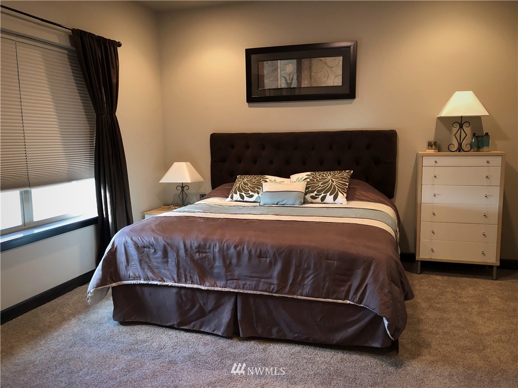 855 Southwest Windy Point Court Pullman, WA 99163 - Photo 17 of 23 Gallery Image 17