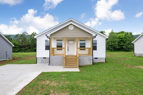 $249,900 | 160 Galloway Airport Road, Dunlap, TN 37327