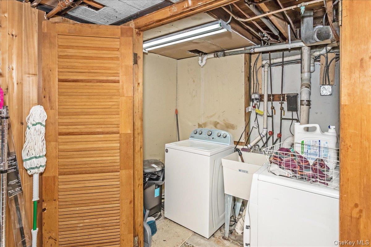 24 Harrison Avenue Hempstead, NY 11550 - Photo 17 of 21