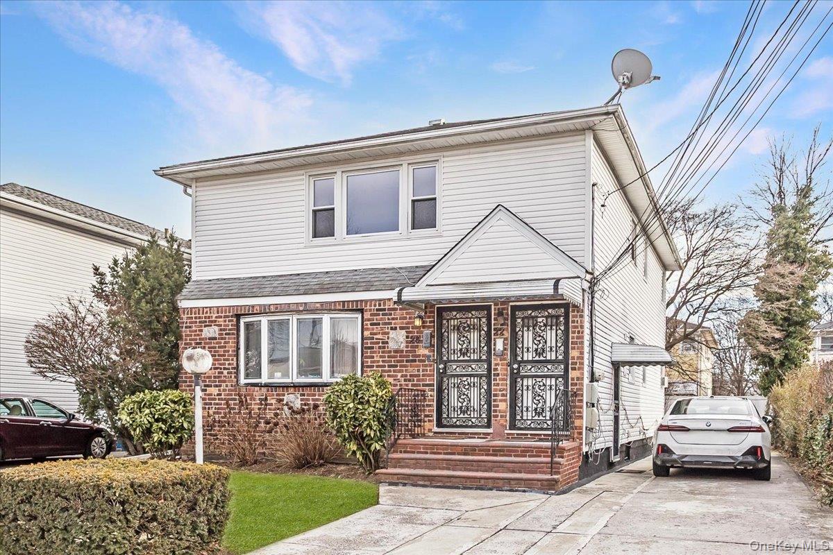 24 Harrison Avenue Hempstead, NY 11550 - Photo 2 of 21