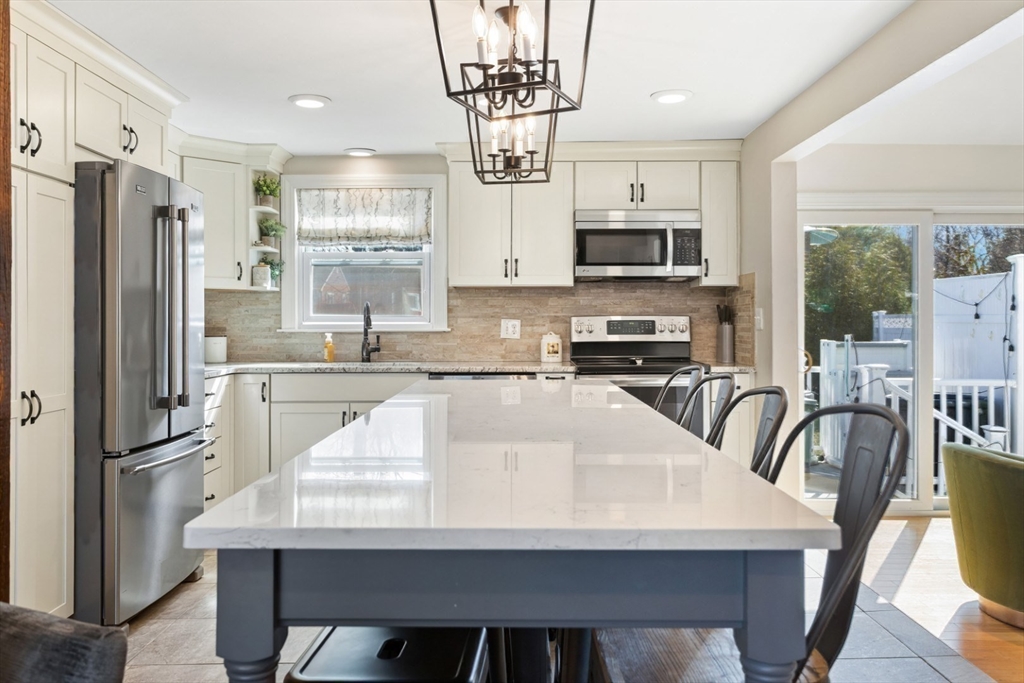 14 Harding Road Wakefield, MA 01880 - Photo 15 of 42 Gallery Image 15