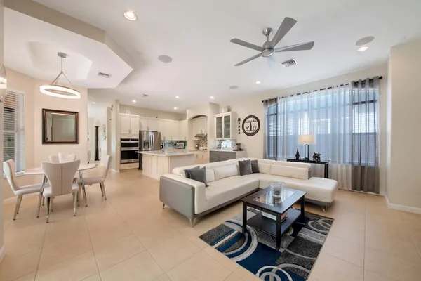 $4,995 | 6874 Houlton Circle, Lake Worth, FL 33467