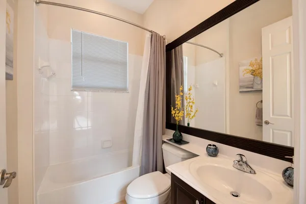 $4,995 | 6874 Houlton Circle, Lake Worth, FL 33467