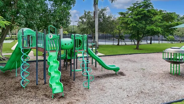 $4,995 | 6874 Houlton Circle, Lake Worth, FL 33467