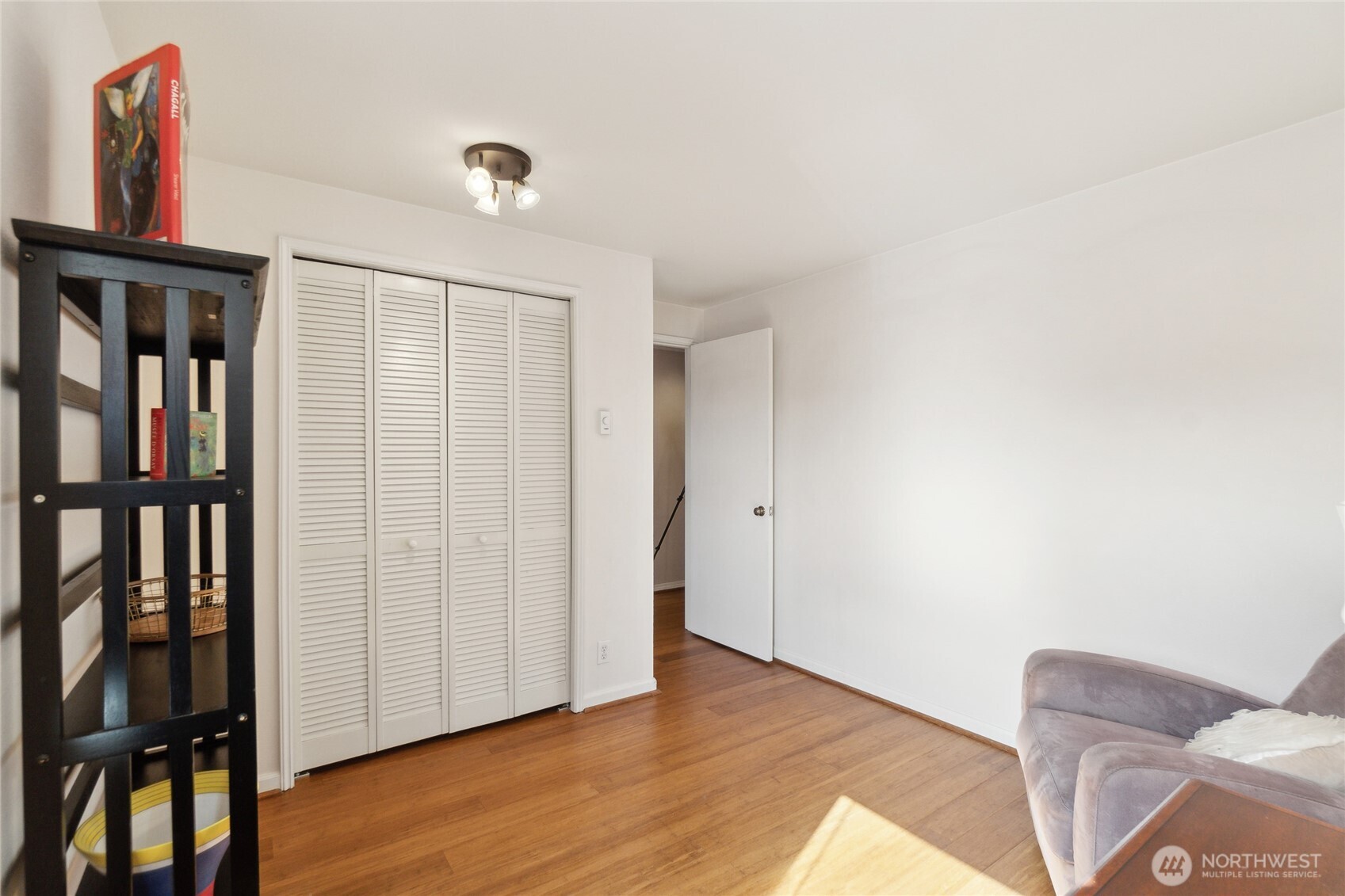 4222 Beach Drive Southwest, Unit 202 Seattle, WA 98116 - Photo 22 of 31