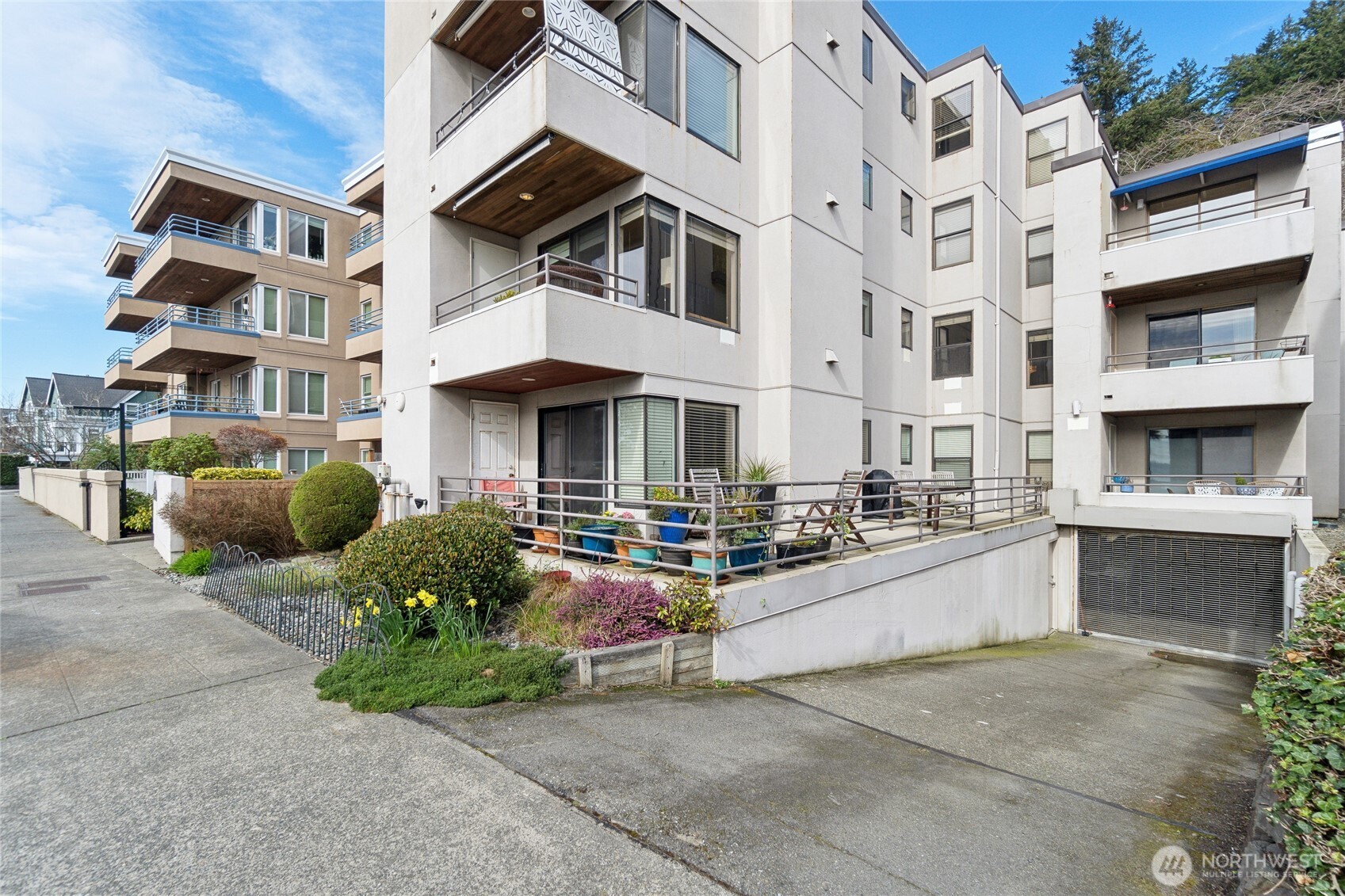 4222 Beach Drive Southwest, Unit 202 Seattle, WA 98116 - Photo 30 of 31
