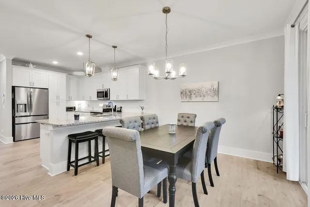 $384,900 | 7402 Springwater Drive, Wilmington, NC 28411