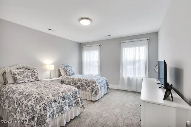 $384,900 | 7402 Springwater Drive, Wilmington, NC 28411