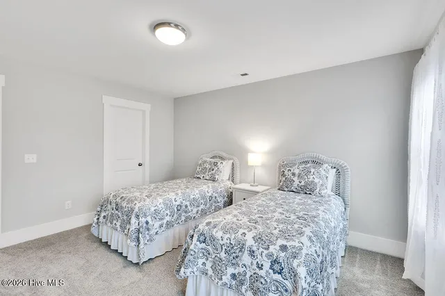 $384,900 | 7402 Springwater Drive, Wilmington, NC 28411