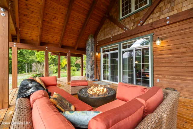 $2,800,000 | 778 B Street, Sandpoint, ID 83864