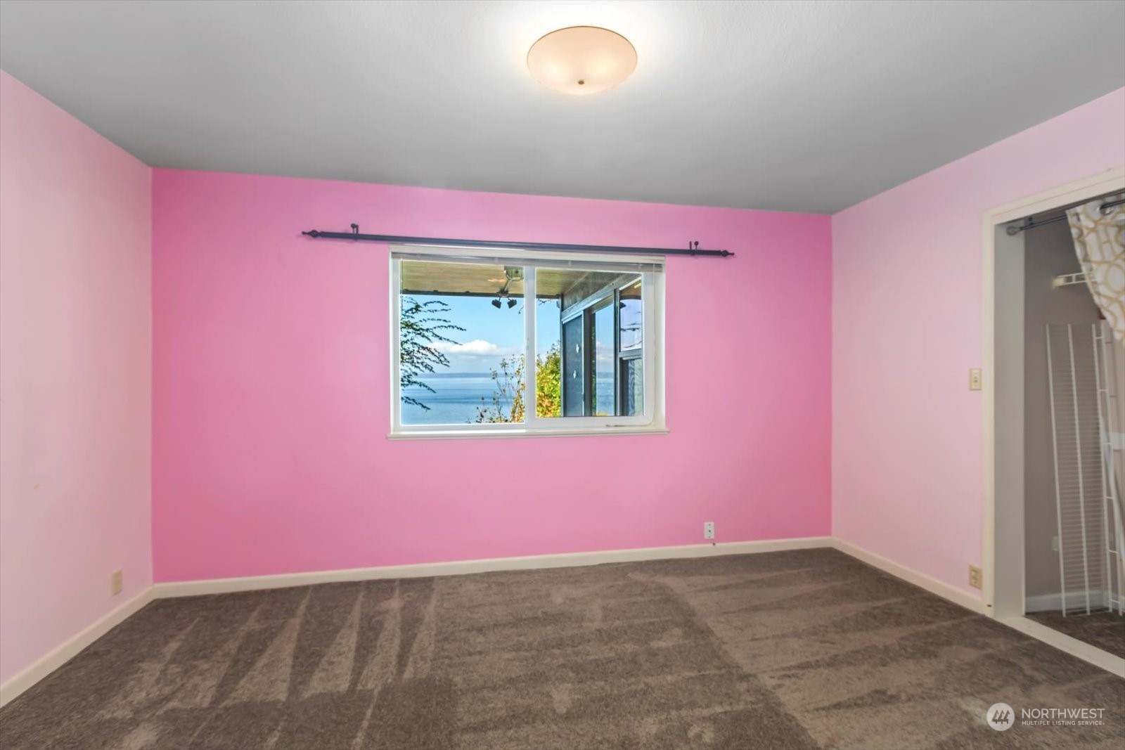 17702 Talbot Road Edmonds, WA 98026 - Photo 38 of 40 Gallery Image 38