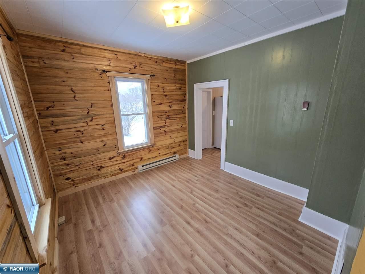 214 5th Street Northwest Chisholm, MN 55719 - Photo 11 of 29