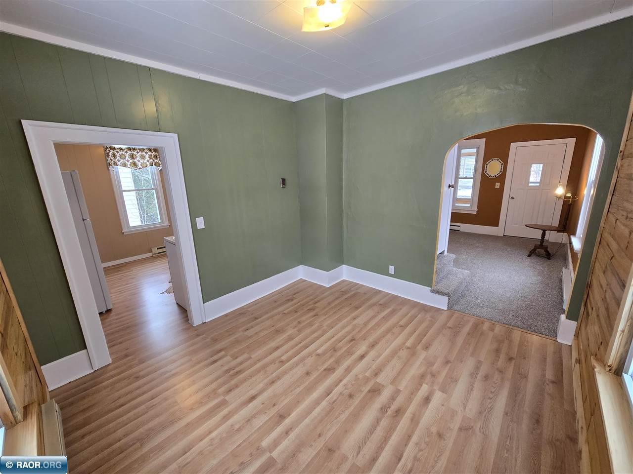 214 5th Street Northwest Chisholm, MN 55719 - Photo 12 of 29