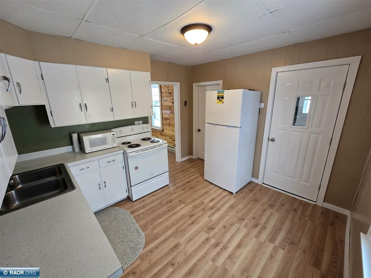 214 5th Street Northwest Chisholm, MN 55719 - Photo 15 of 29