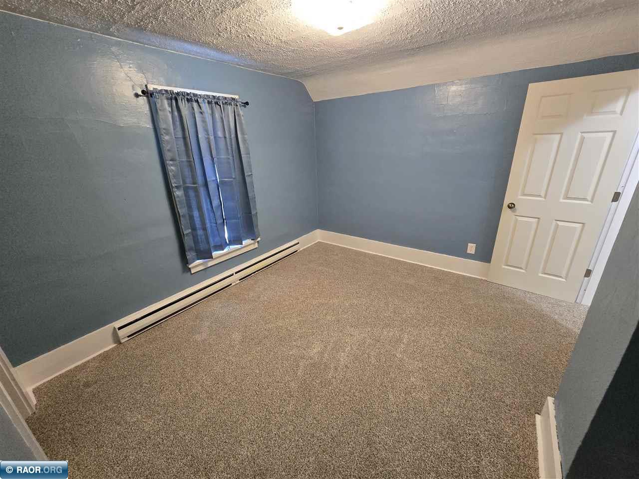 214 5th Street Northwest Chisholm, MN 55719 - Photo 25 of 29