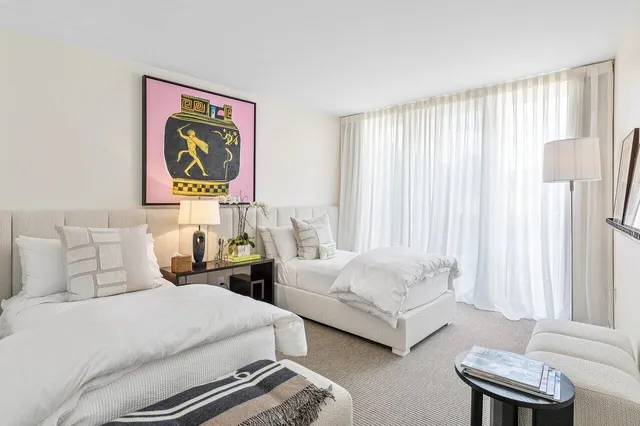 $1,760,000 | 2760 South Ocean Boulevard, Unit 116, Palm Beach, FL 33480