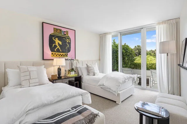 $1,760,000 | 2760 South Ocean Boulevard, Unit 116, Palm Beach, FL 33480