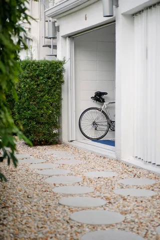 $1,760,000 | 2760 South Ocean Boulevard, Unit 116, Palm Beach, FL 33480