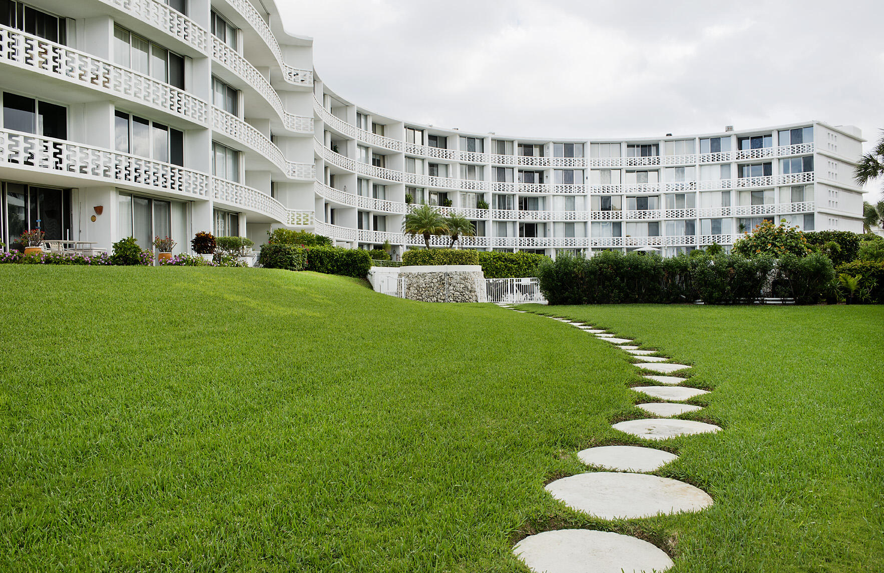 2760 South Ocean Boulevard, Unit 116 Palm Beach, FL 33480 - Photo 50 of 61 Regency