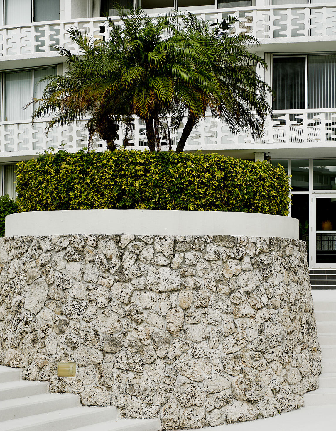 2760 South Ocean Boulevard, Unit 116 Palm Beach, FL 33480 - Photo 58 of 61 Stone accents