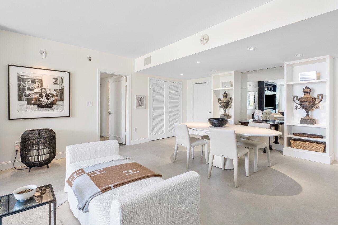 2760 South Ocean Boulevard, Unit 116 Palm Beach, FL 33480 - Photo 9 of 61 Living/Dining