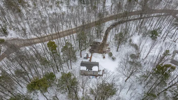 $425,000 | 248 Cooper Hill Road, Nottingham, NH 03290