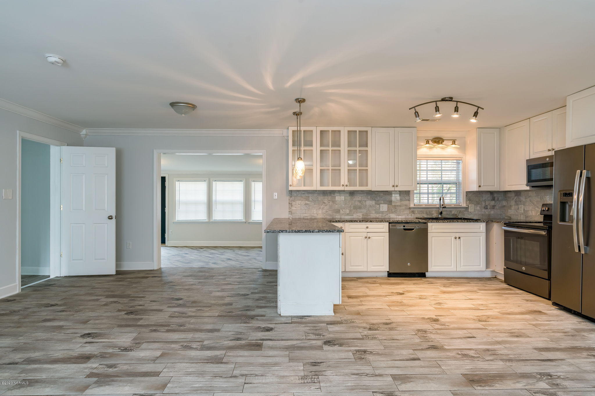 715 East Boiling Spring Road Southport, NC 28461 - Photo 23 of 35 715+e.+Boiling+spring+rd+Southport-32-we