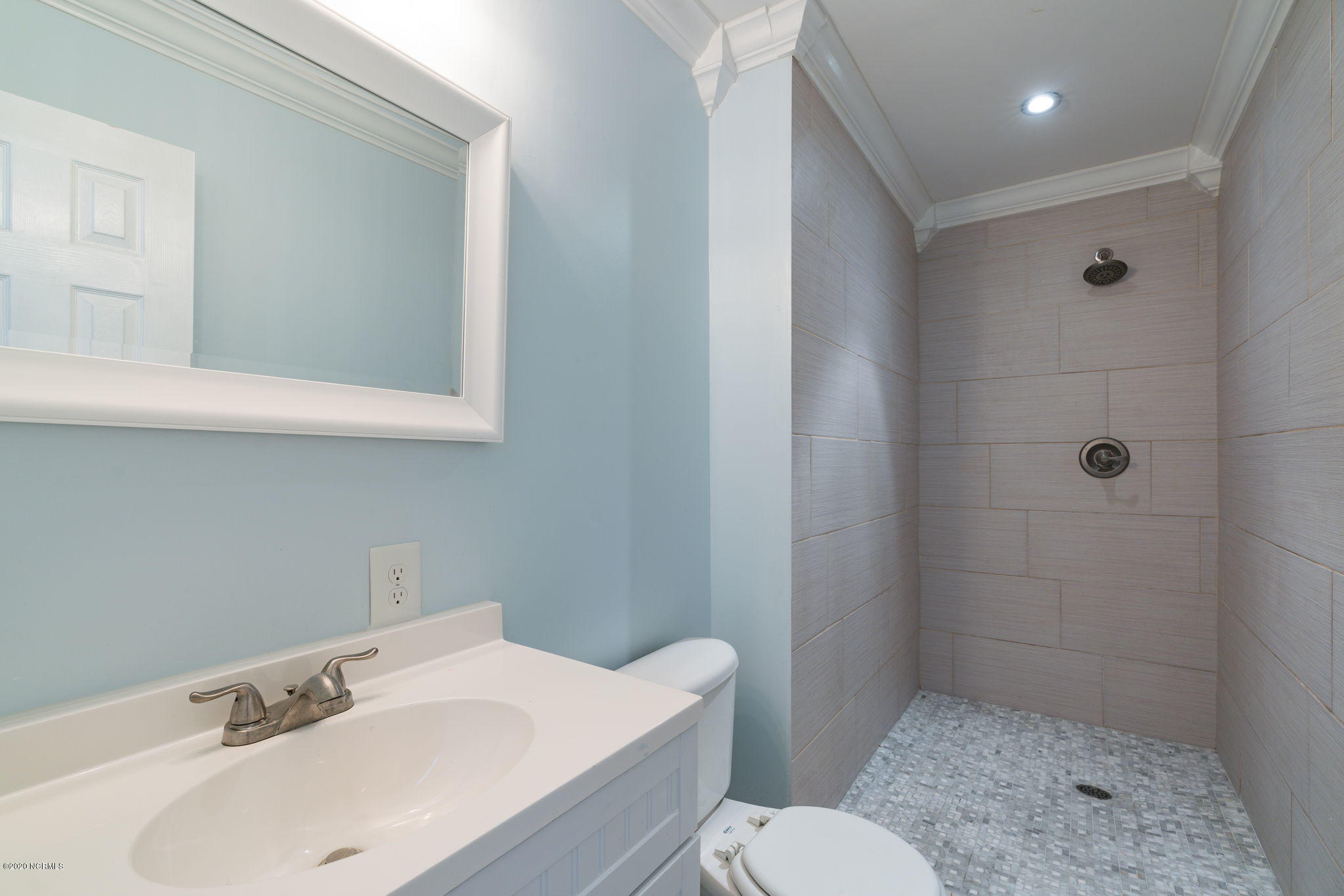 715 East Boiling Spring Road Southport, NC 28461 - Photo 33 of 35 715+e.+Boiling+spring+rd+Southport-37-we