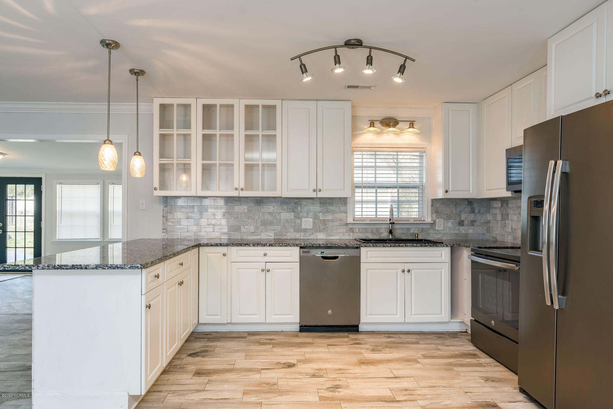 715 East Boiling Spring Road Southport, NC 28461 - Photo 7 of 35 715+e.+Boiling+spring+rd+Southport-30-we