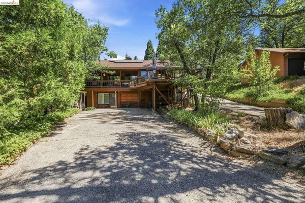 $575,000 | 18770 Broadhurst Drive, Twain Harte, CA 95383