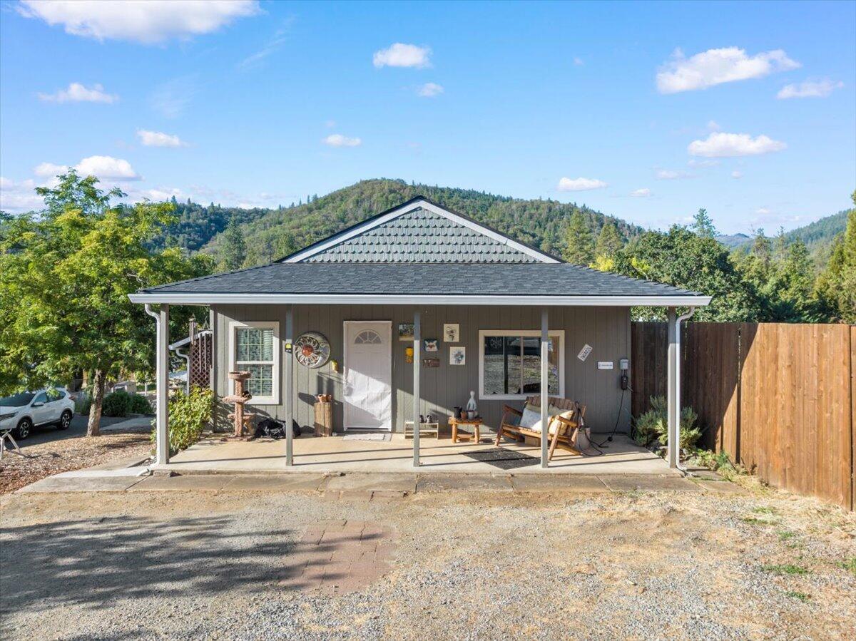 5153 Old Stage Road Central Point, OR 97502 - Photo 36 of 61 One Bedroom ADU w/separate entrace