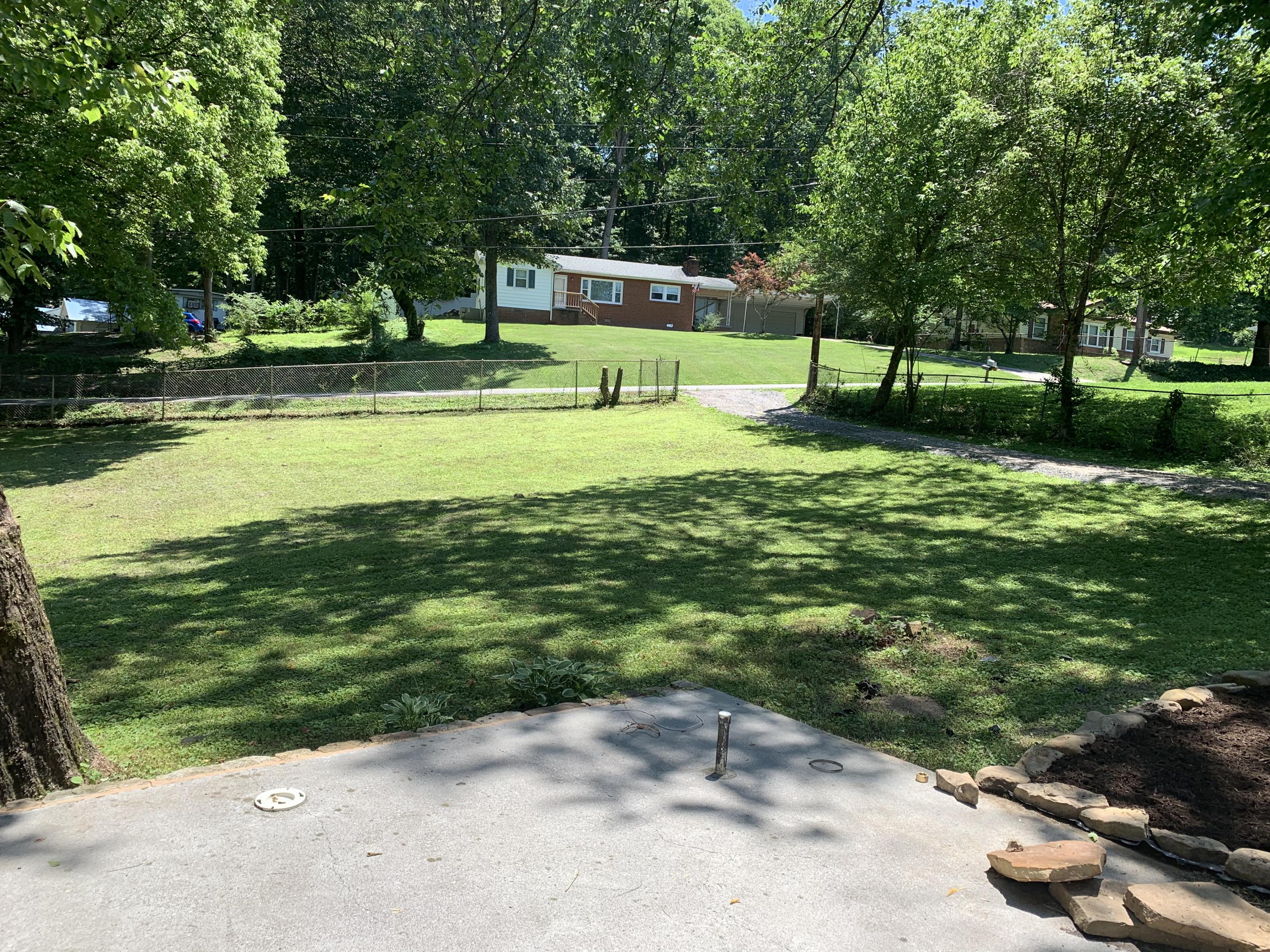 1107 Foust Carney Road Powell, TN 37849 - Photo 27 of 30 EECE1D9E-FE7B-4CDF-8687-BA8567B75794