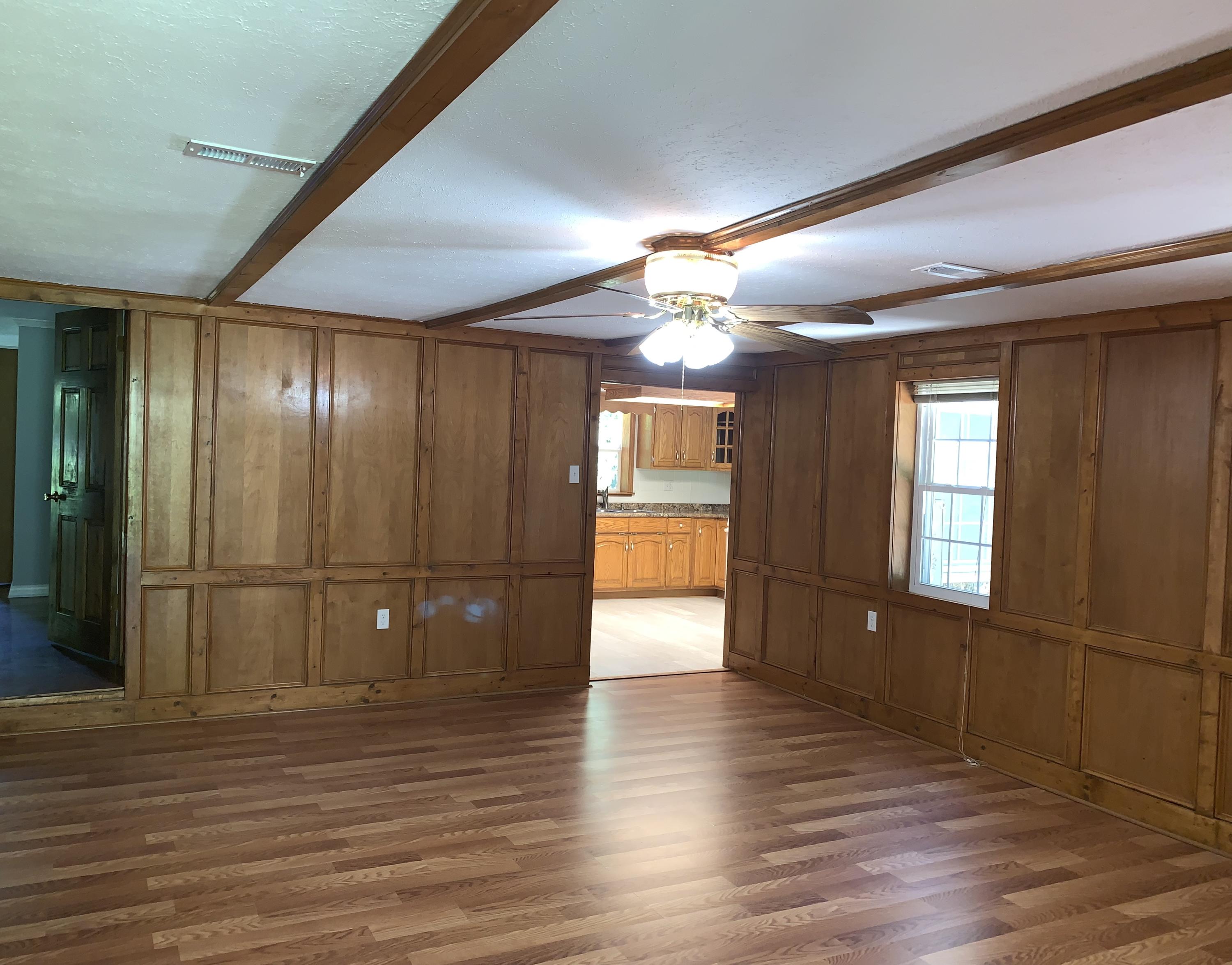 1107 Foust Carney Road Powell, TN 37849 - Photo 4 of 30 9181FF68-4E66-4002-8D5B-3A195431517B
