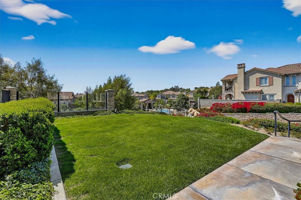 17872 Via Roma Yorba Linda, CA 92886 - Photo 25 of 57