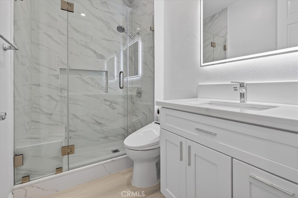 17872 Via Roma Yorba Linda, CA 92886 - Photo 40 of 57