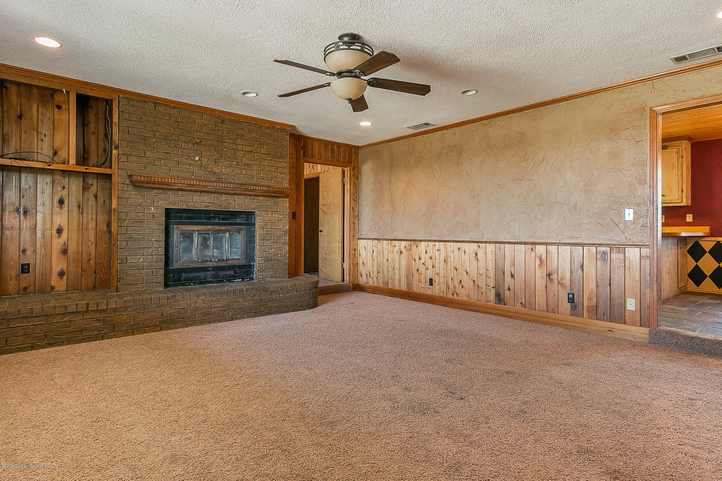 5201 Brickplant Road Amarillo, TX 79124 - Photo 5 of 27 Living Room From Entry
