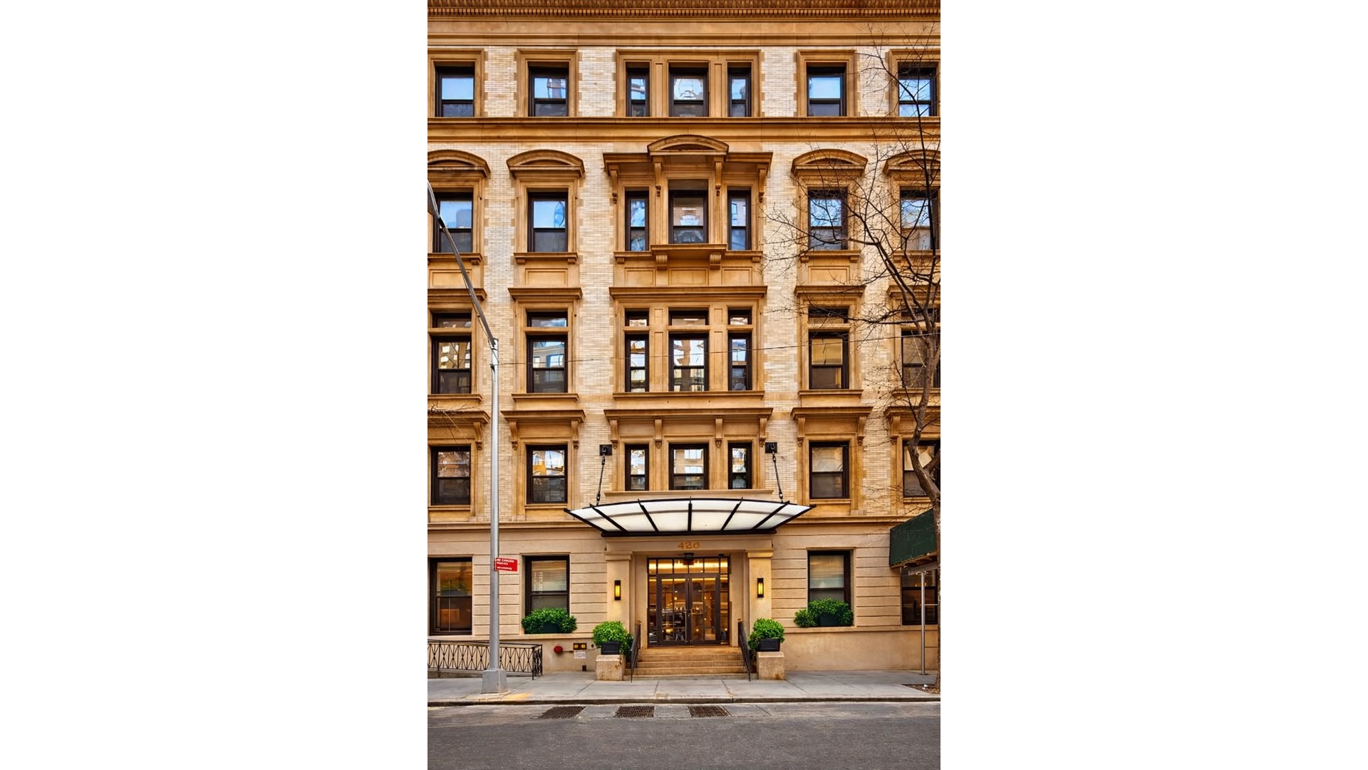 426 West 58th Street, Unit PH2 Manhattan, NY 10019 - Photo 8 of 11 a front view of a building